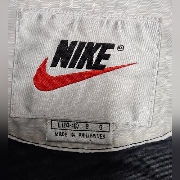 Vintage 90s Team Nike Sport White Tag Black Windbreaker Jacket Youth L Adult S/M - Picture 6 of 12